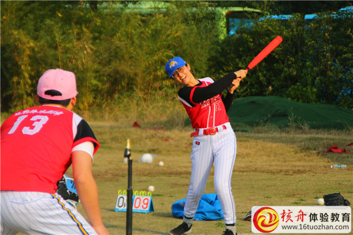 一汽解放發(fā)動機事業(yè)部加工車間“溝通  執(zhí)行  凝聚”主題拓展培訓(xùn)